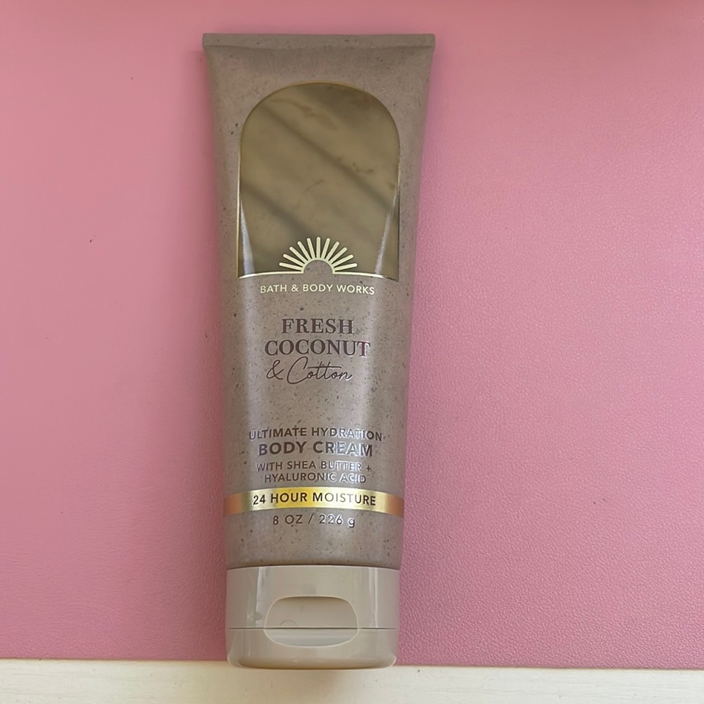 Bath and Body Works Fresh Coconut & Cotton